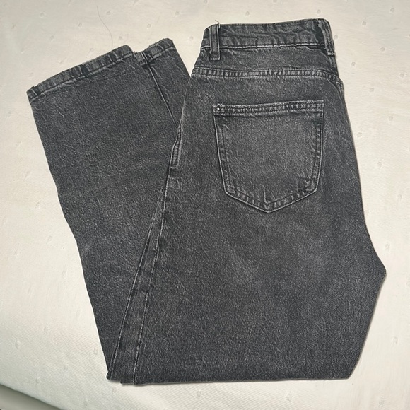 Zara High Rise Mom Jeans - Picture 3 of 6